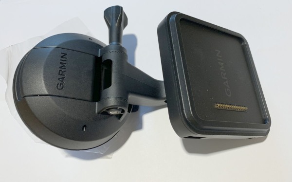 Garmin Autohalterung Montagesatz + Autoladekabel für Garmin dezl LGV810